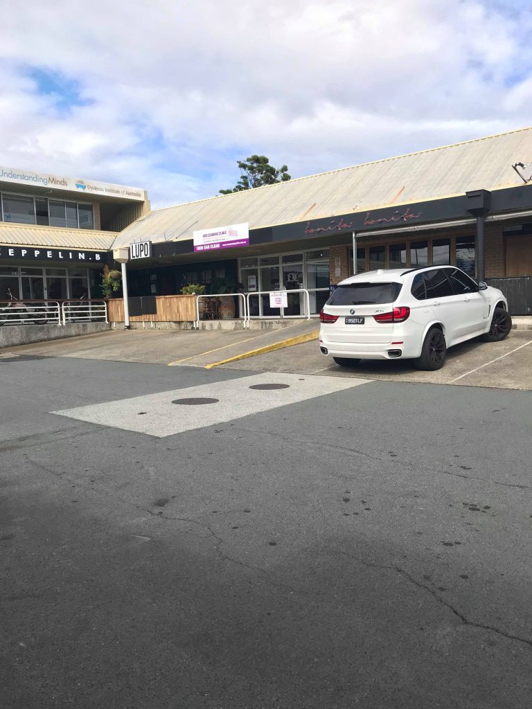 Side View Ear Cleaning Clinic